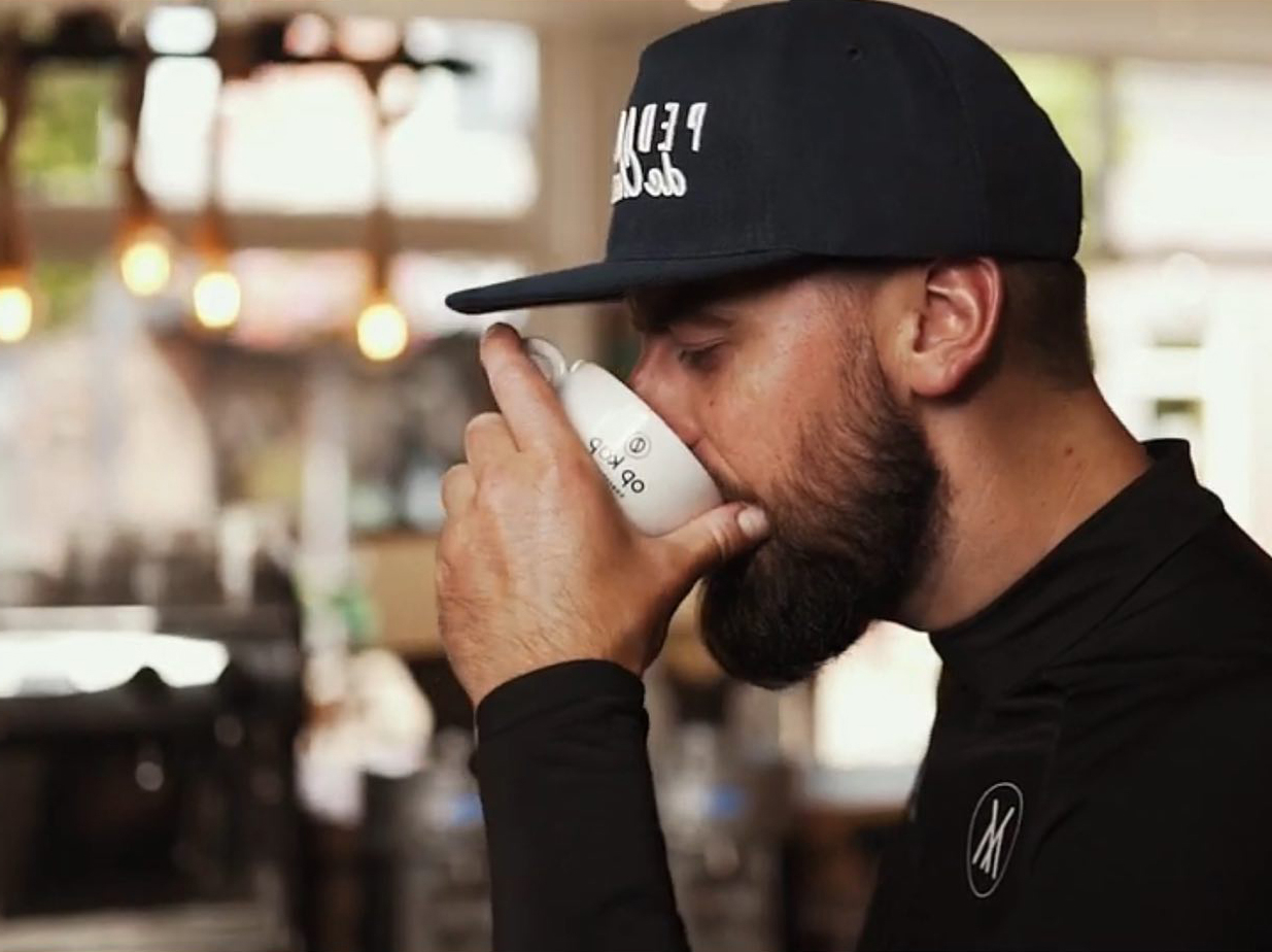 Koffie drinken van Op Kop Koffie